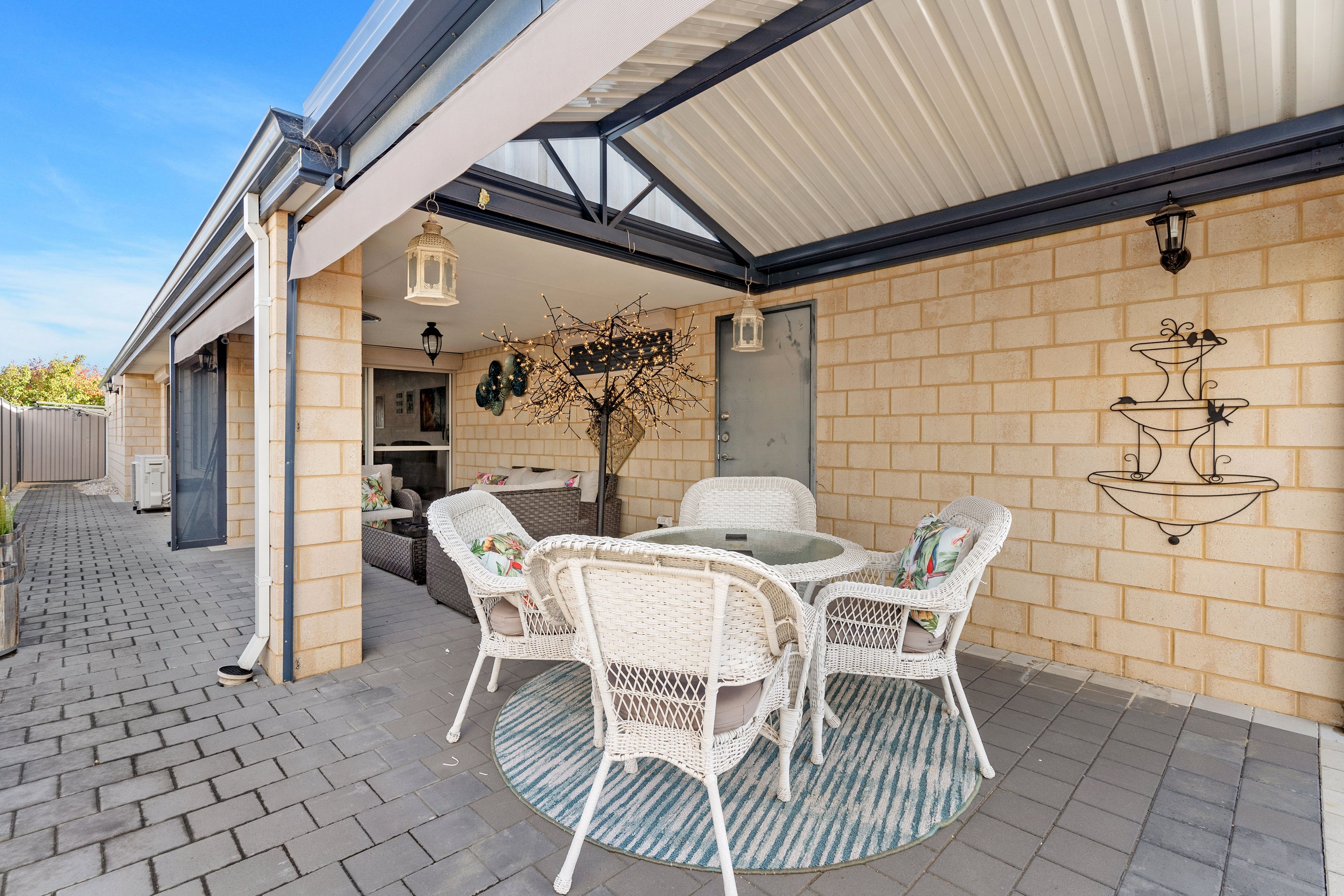 Real Estate For Sale 52 Riva Entrance Piara Waters , WA