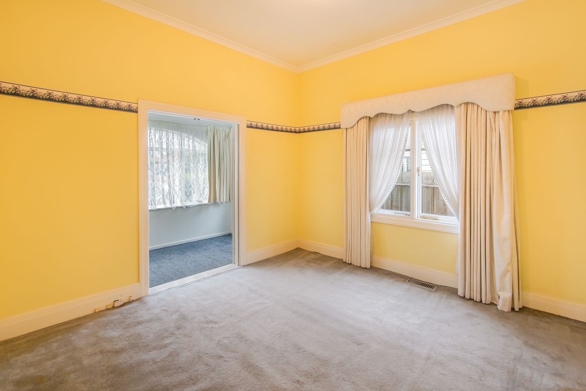 Real Estate For Lease 24 Kenilworth Street Reservoir , VIC