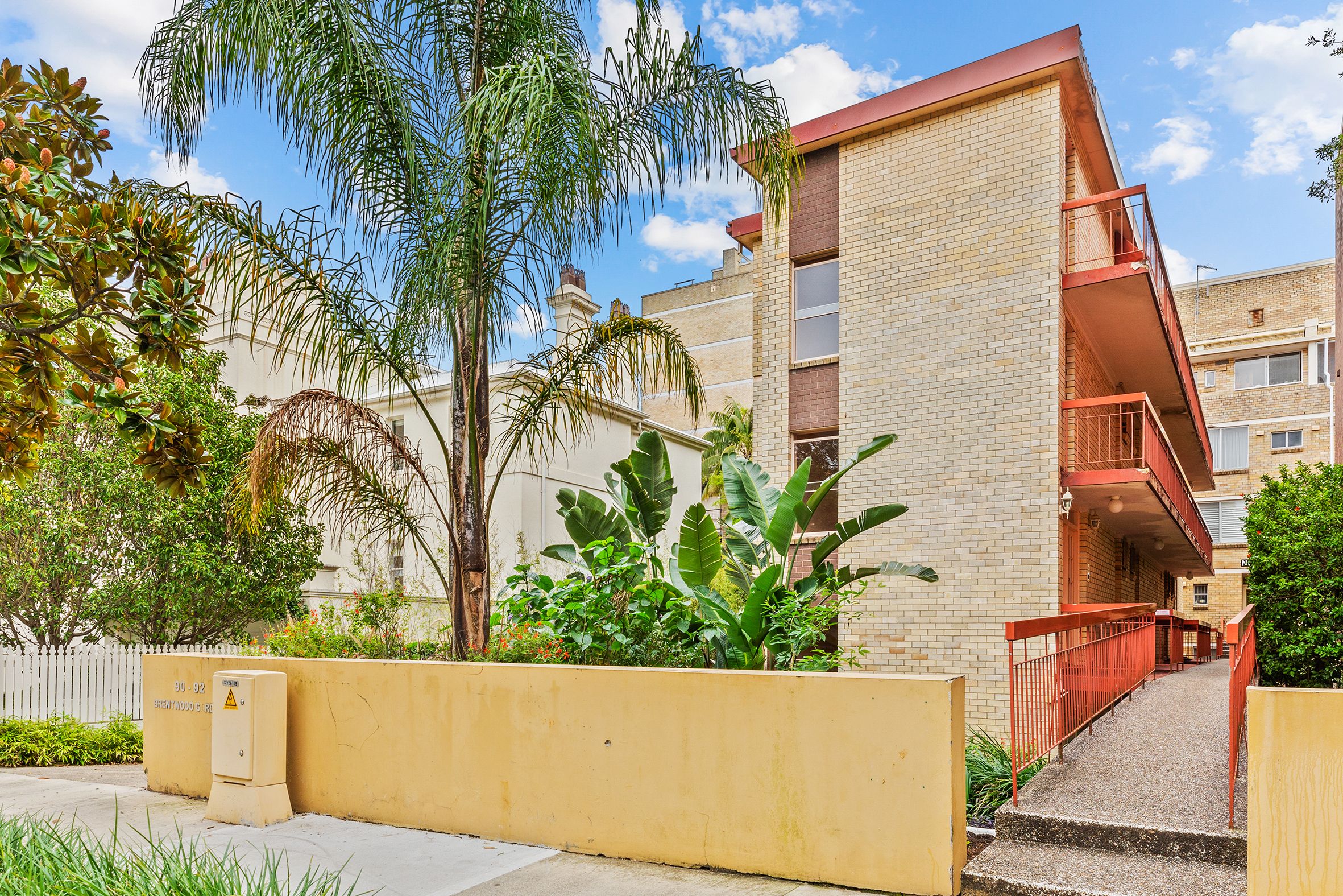 Sold 31/9092 Elizabeth Bay Road Elizabeth Bay , NSW 2011