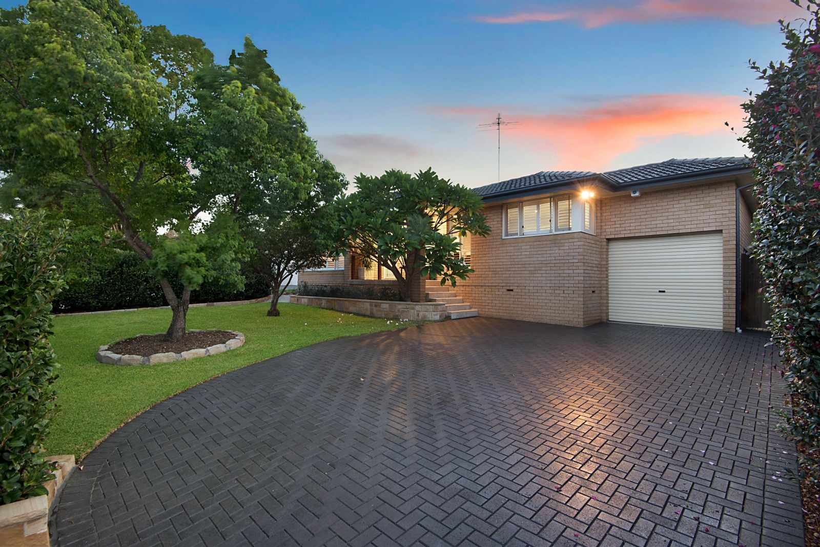 Real Estate For Lease 44 Acres Road Kellyville , NSW