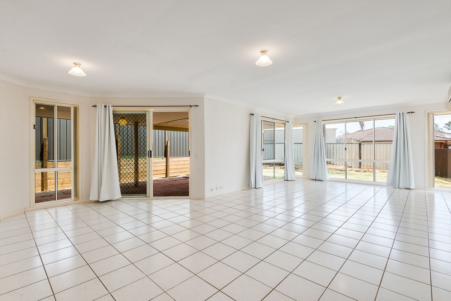 Real Estate For Lease 5 Calford Court Heritage Park , QLD