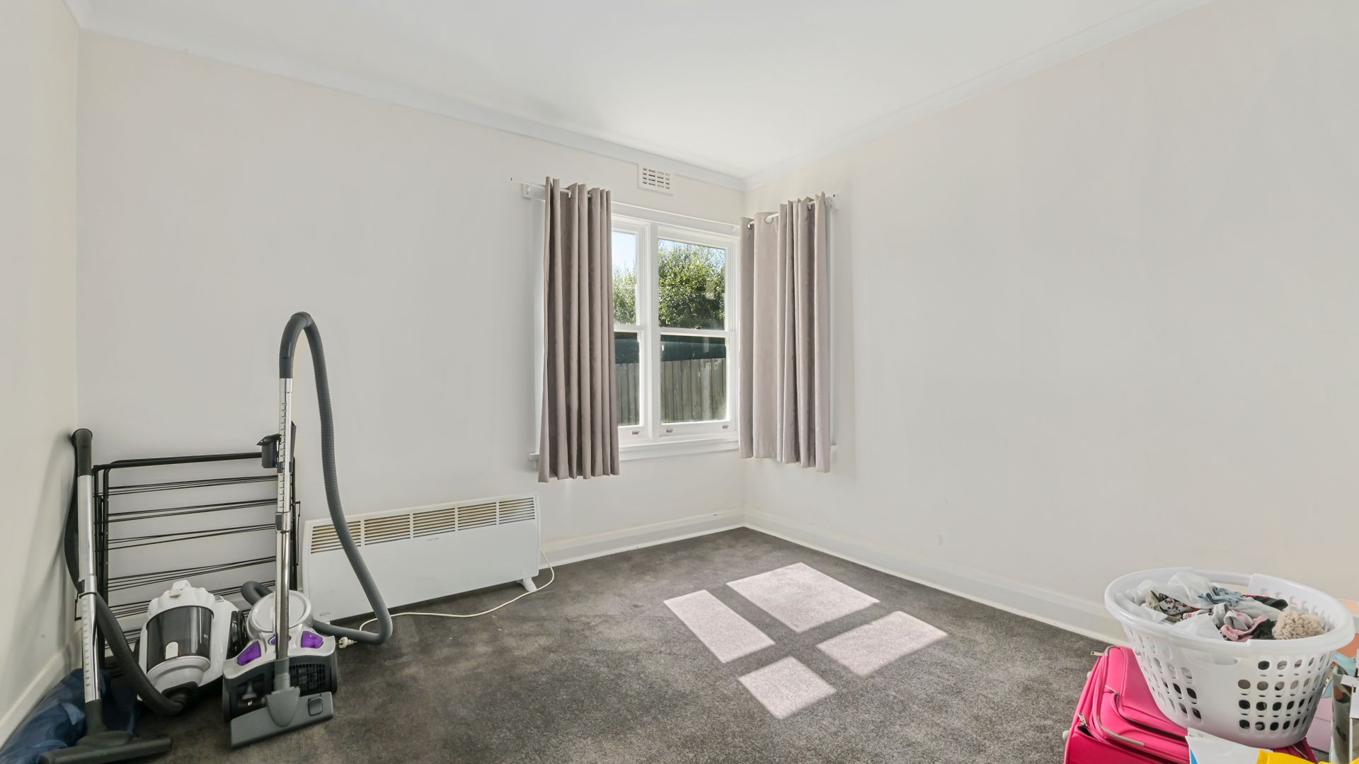 61 Ravenswood Rd, Ravenswood Harrison Agents