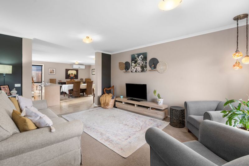 7 Koala Court, Whittington Maxwell Collins Real Estate