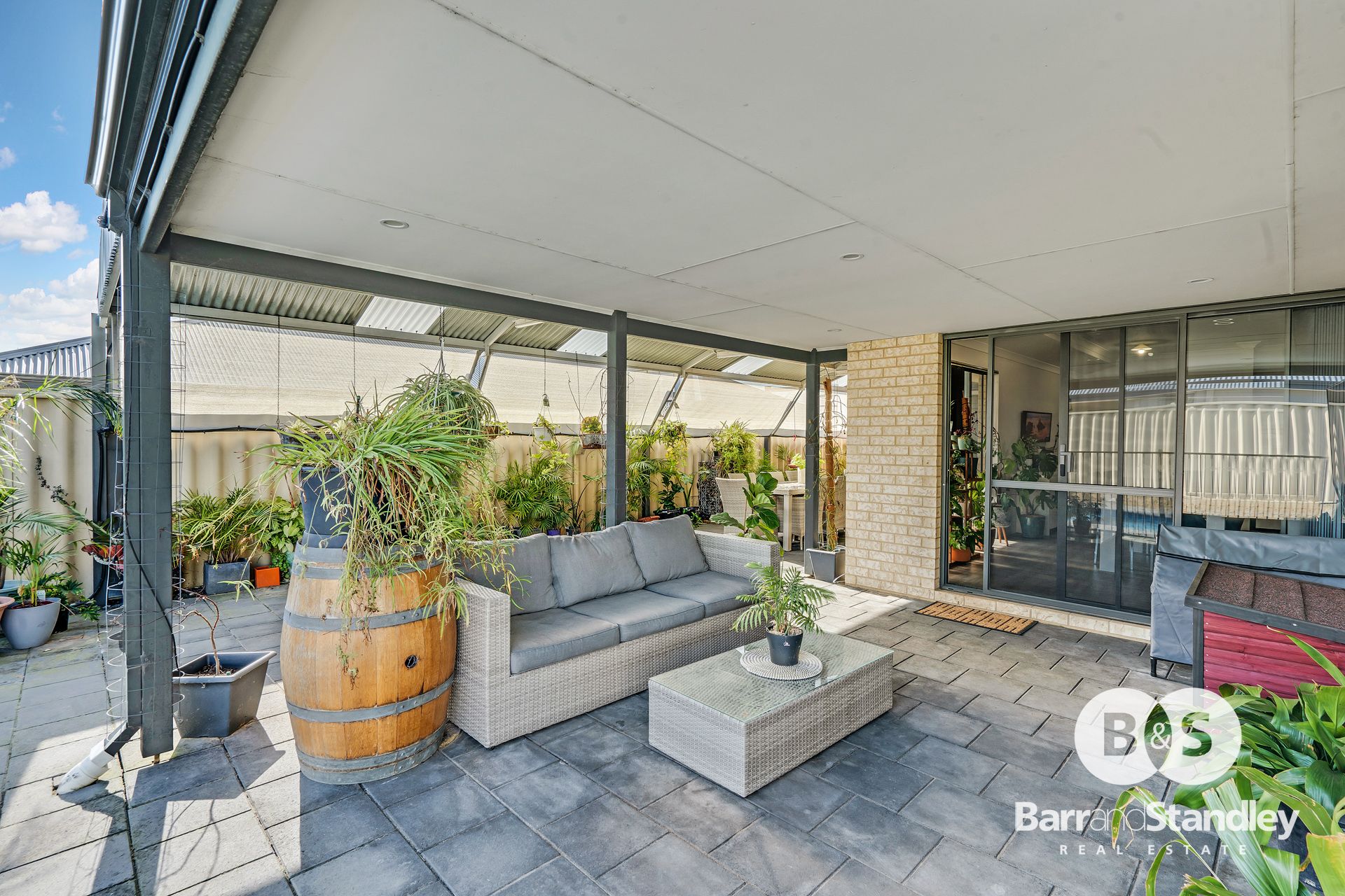 73 Chestnut Boulevard Millbridge , WA