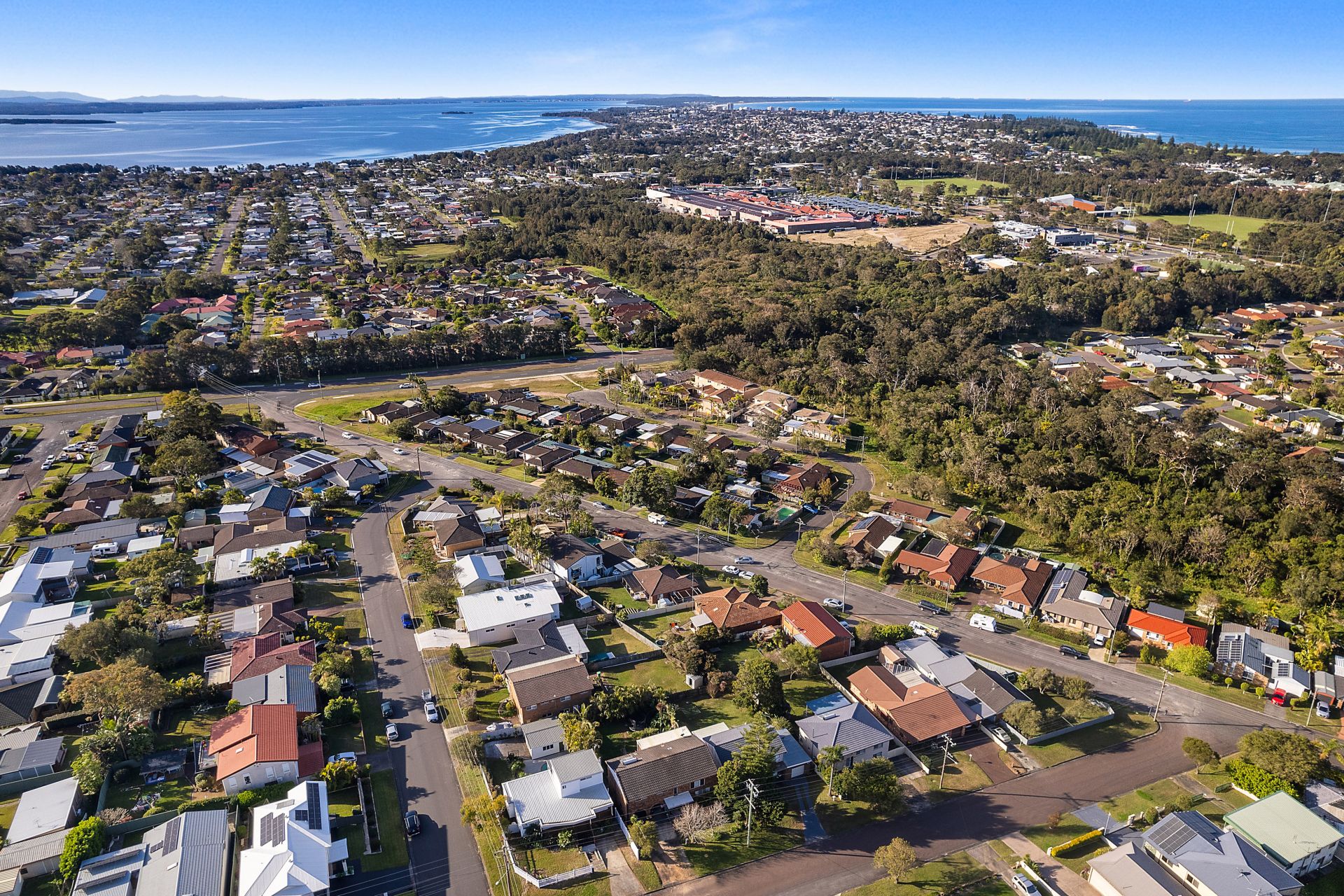 11 Curzon Avenue, Bateau Bay Whiteman Property