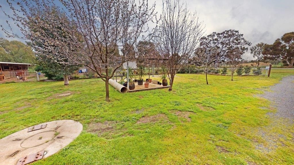 Real Estate For Sale 50 Old Junee Rd JUNEE , NSW