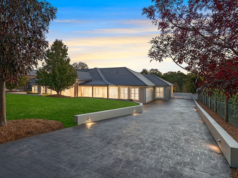 Real Estate For Sale 35 SICKLES Drive Grasmere , NSW