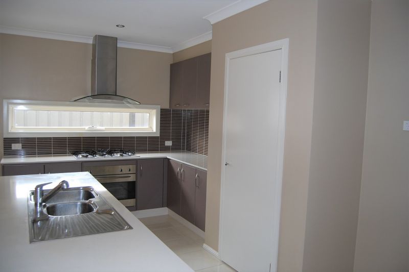 18 Bothwell Green, DERRIMUT OBrien Real Estate