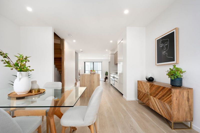 2/56 La Scala Avenue, Maribyrnong Alexkarbon Real Estate