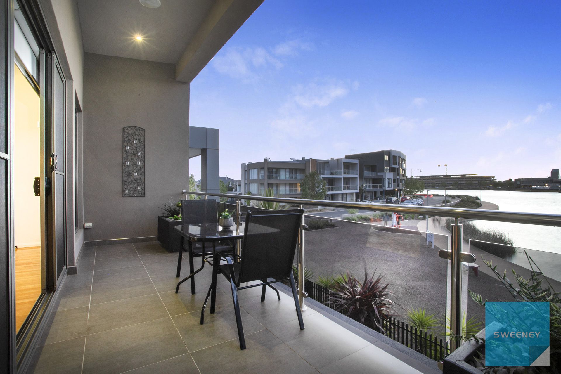 5 Caravel Lane, CAROLINE SPRINGS Sweeney Estate Agents