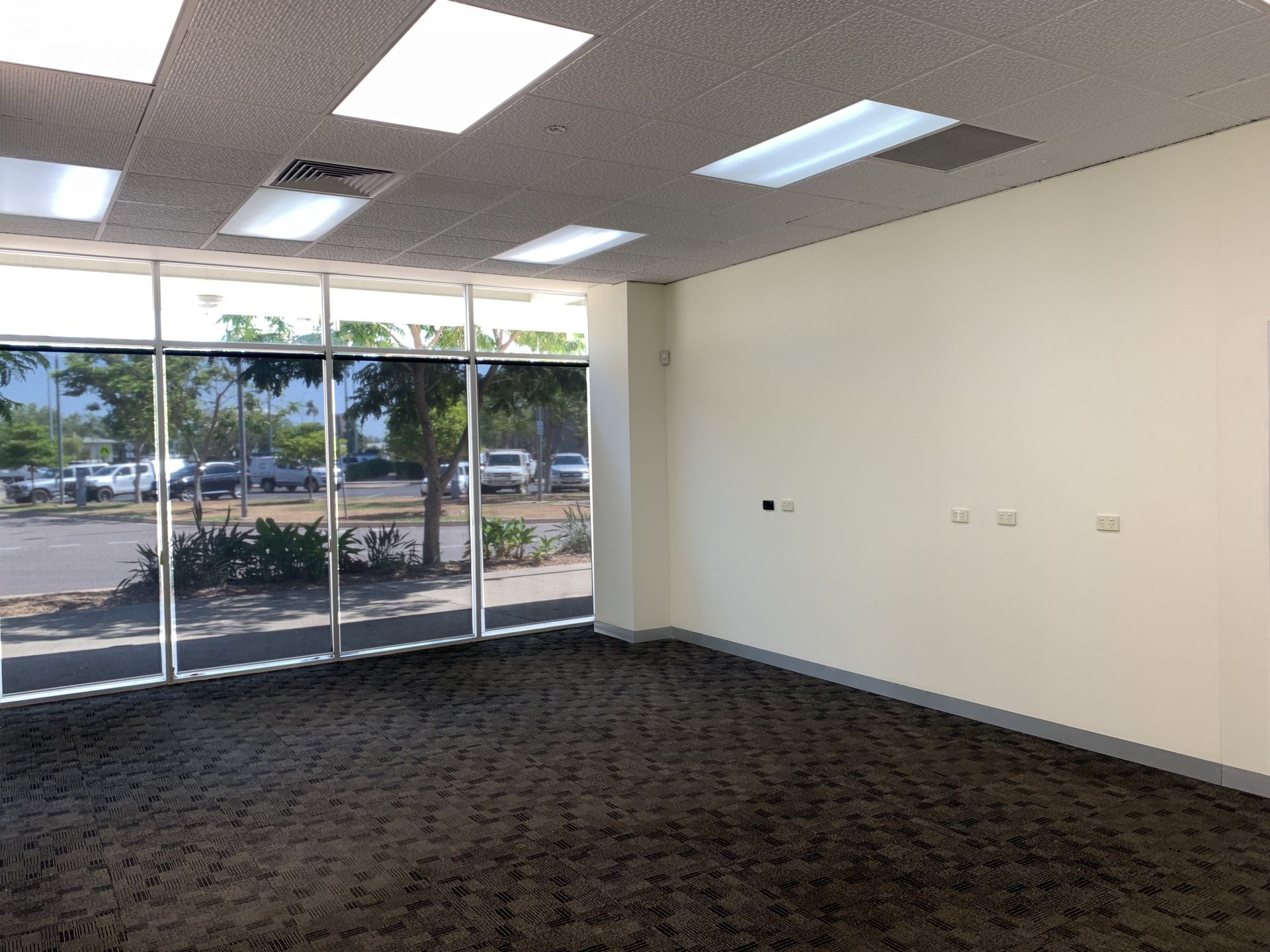 1A/11 Palmerston Circuit, Palmerston City McGees Property Darwin