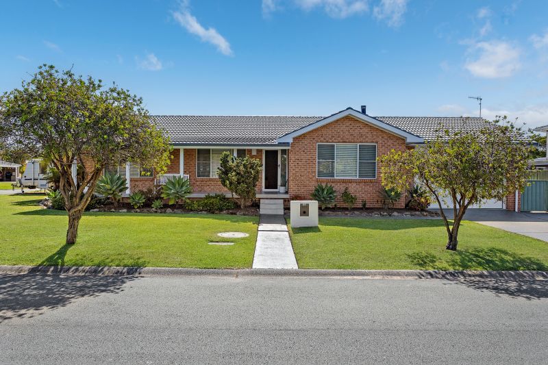 Real Estate For Sale 22 Barramundi Place Bateau Bay , NSW