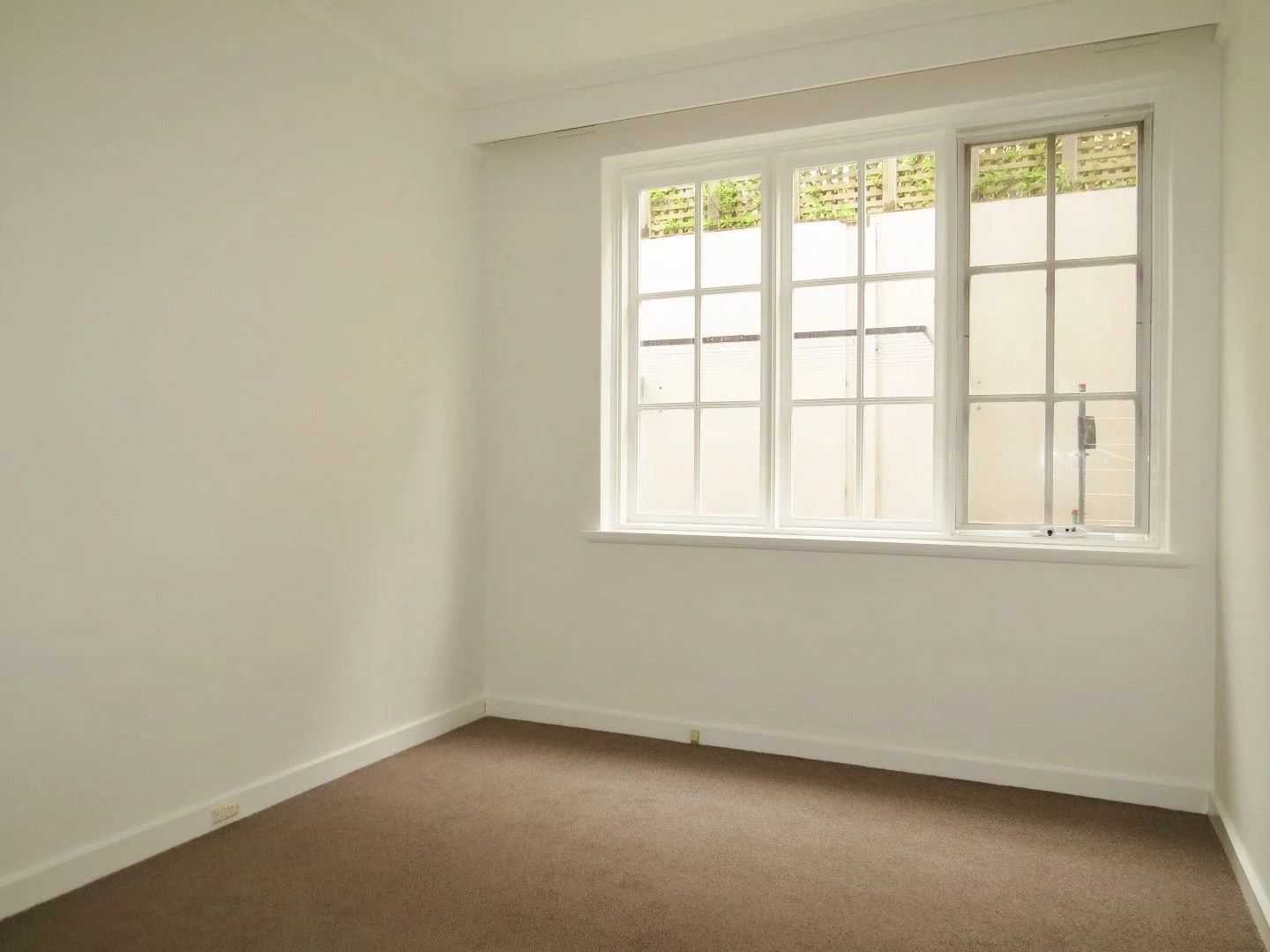 Real Estate For Lease 2/26 Springfield Avenue Toorak , VIC