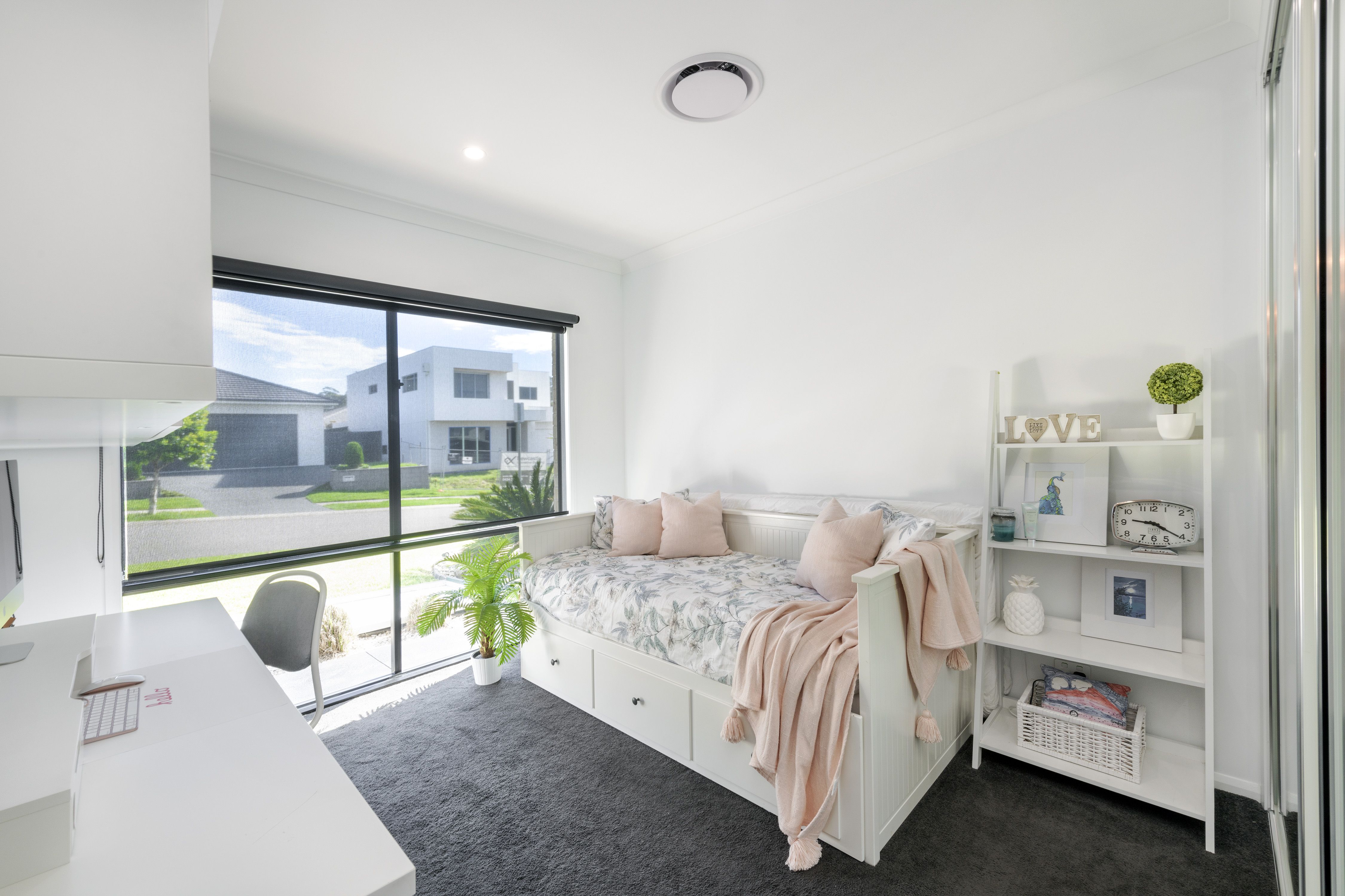 One Agency Eastlakes Real Estate For Lease 12 Windross Drive