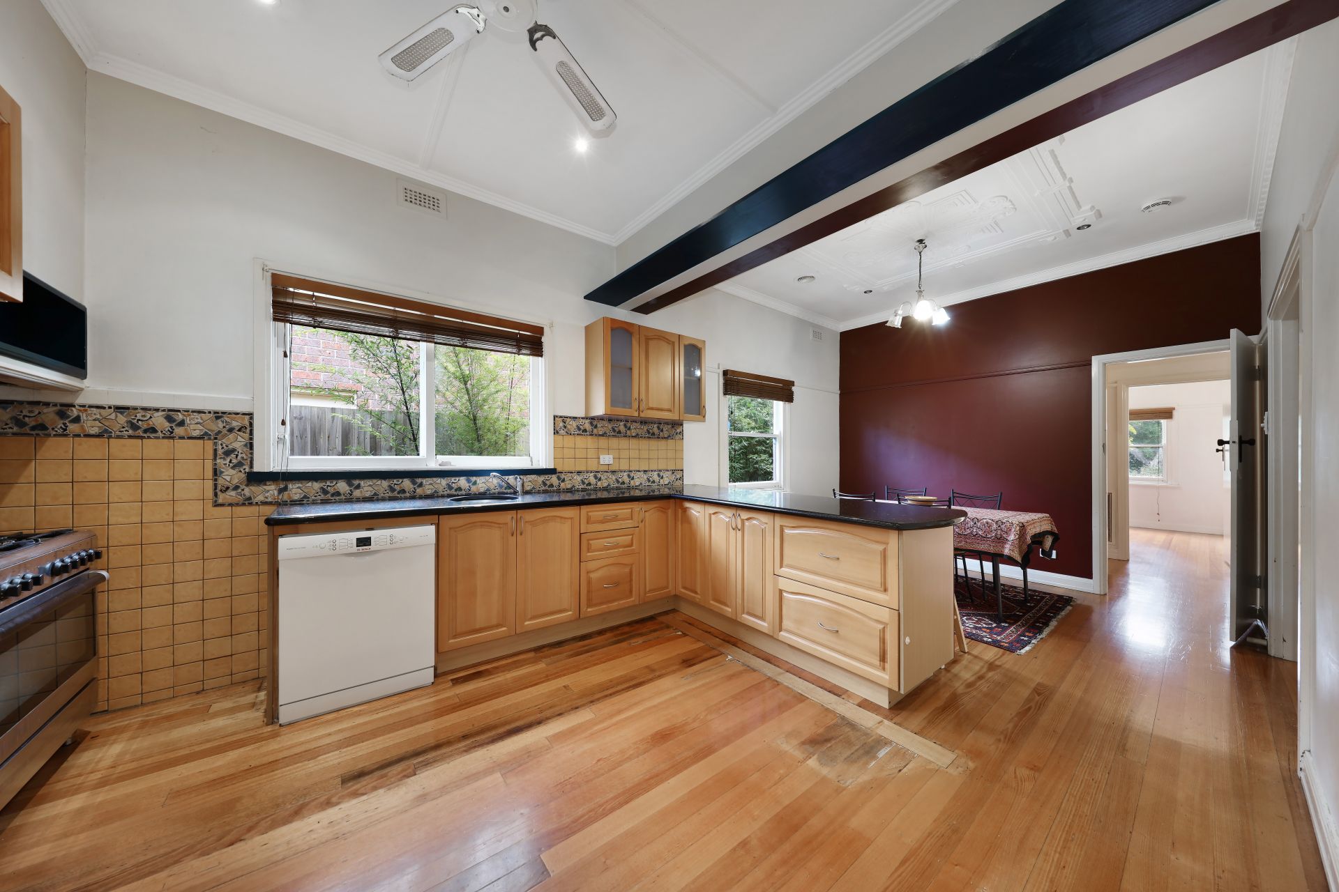 52 Haughton Road, Oakleigh OBrien Real Estate