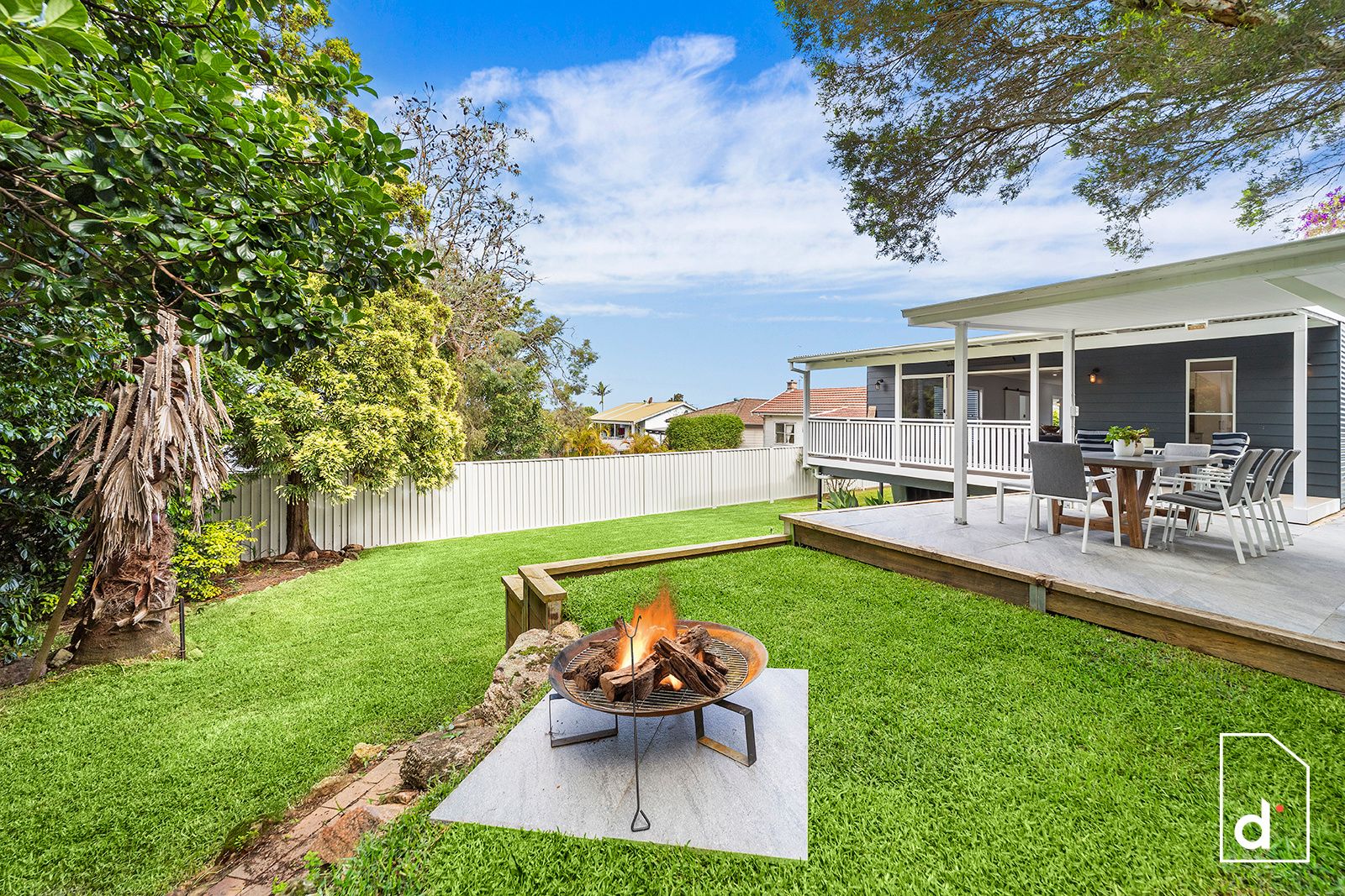 Sold property 1670000 for 45 Hillcrest Avenue Woonona , NSW 2517
