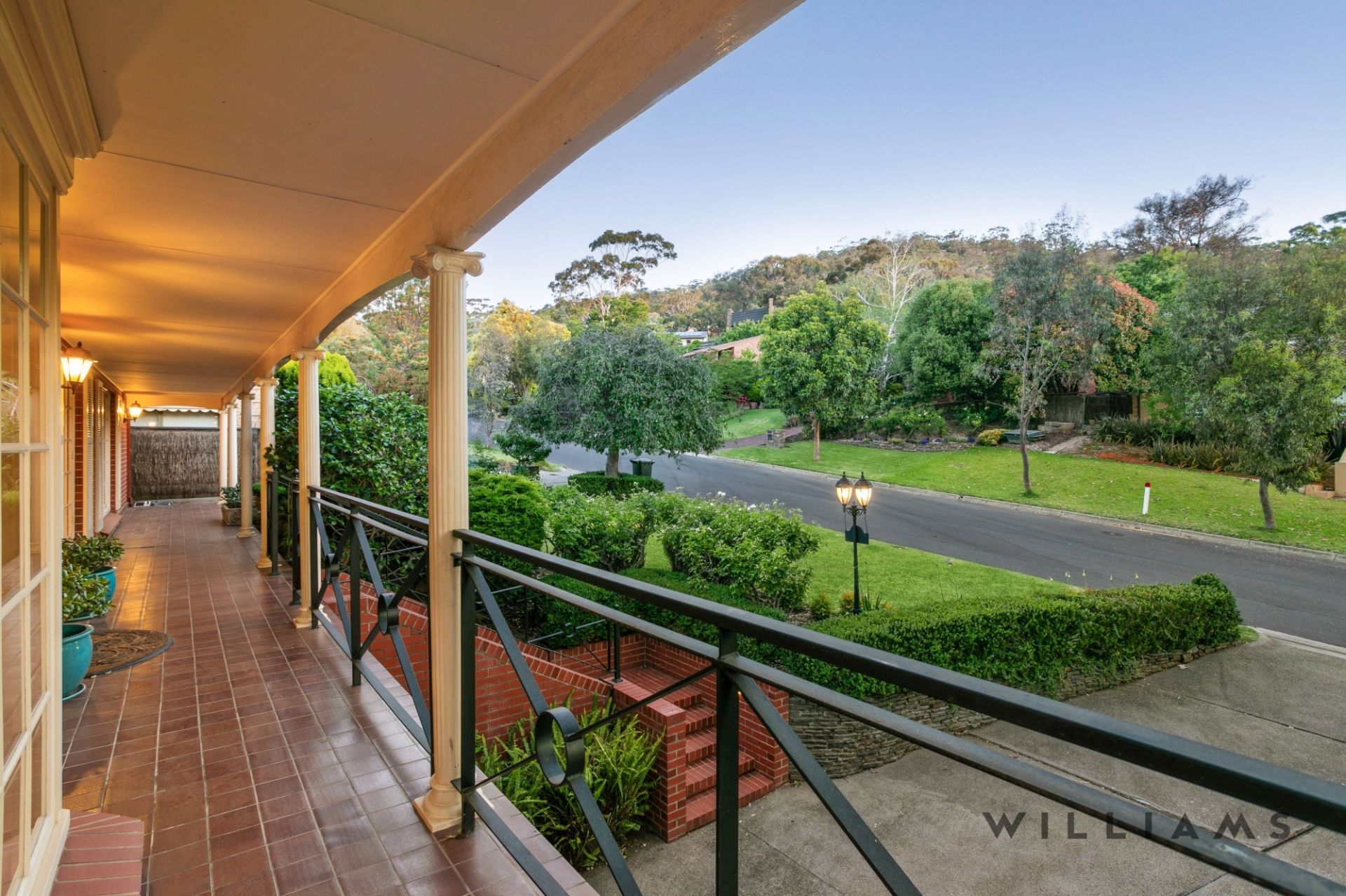 13 Willowood Drive, Urrbrae Williams Real Estate
