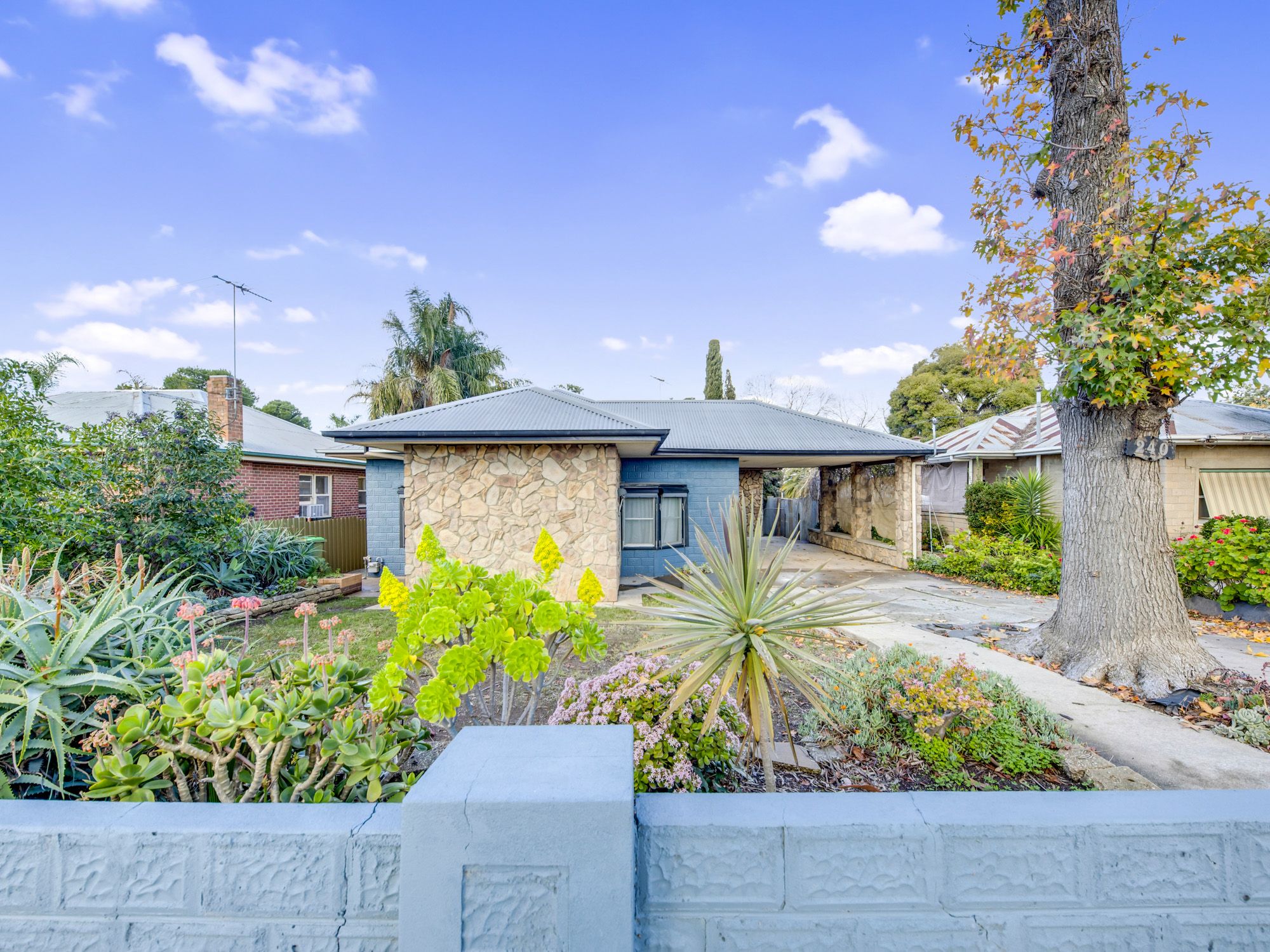 Real Estate For Sale 240 Honour Avenue Corowa , NSW