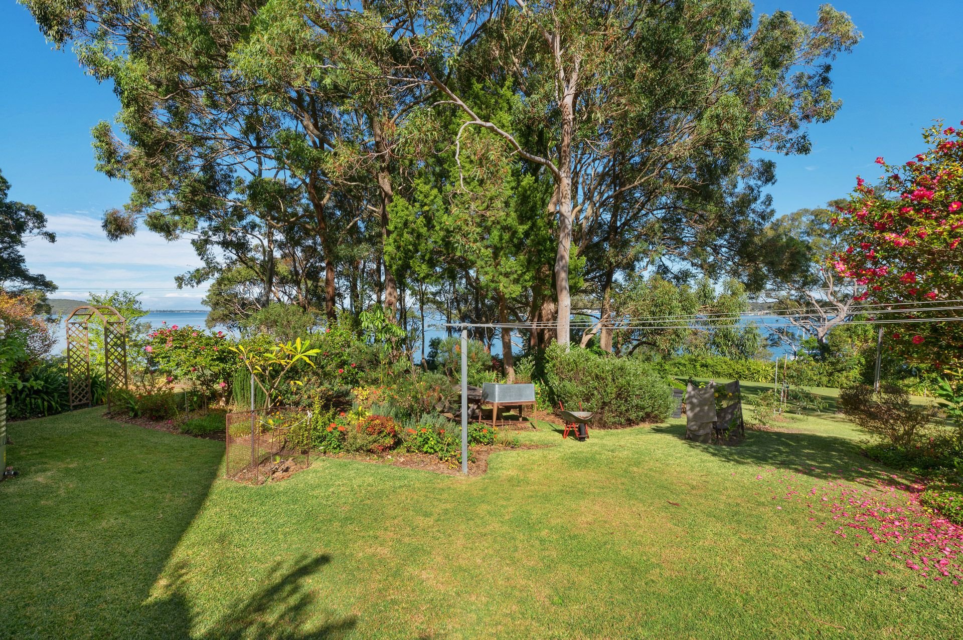 Real Estate For Sale 21 Bolton Point Road Bolton Point , NSW