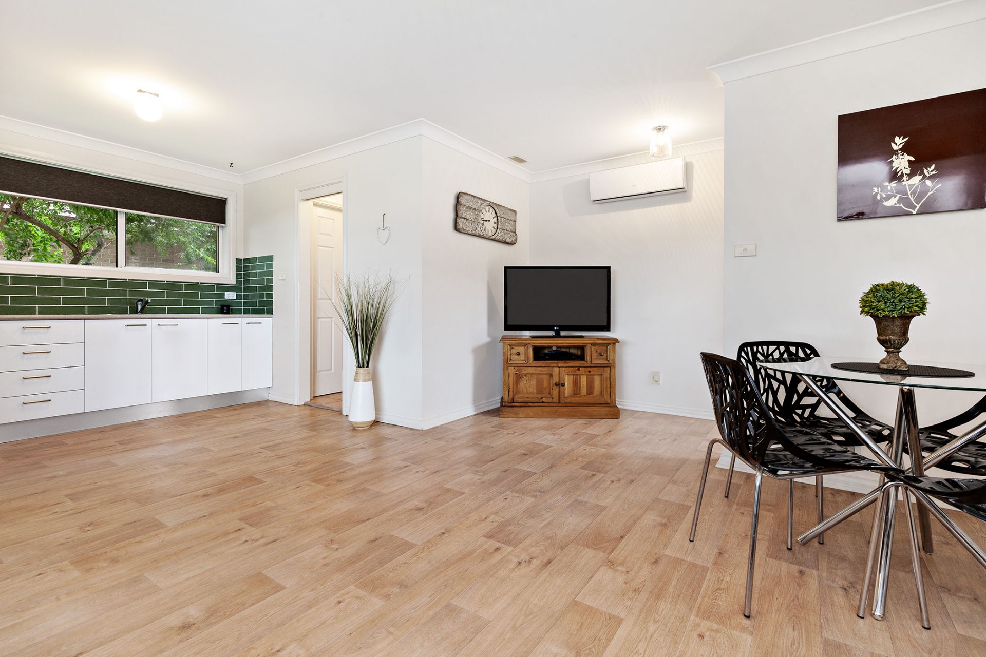 Real Estate For Sale 1/4 Robb Street Belmont , NSW