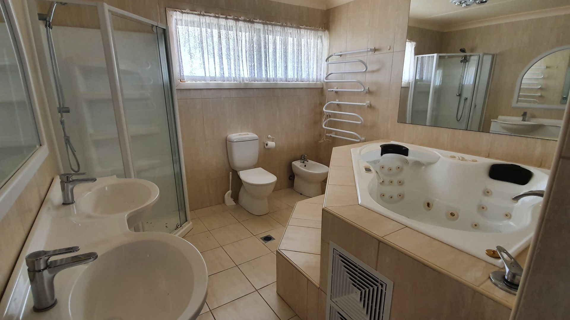 572 Cummins Lane, Broken Hill Outback Real Estate