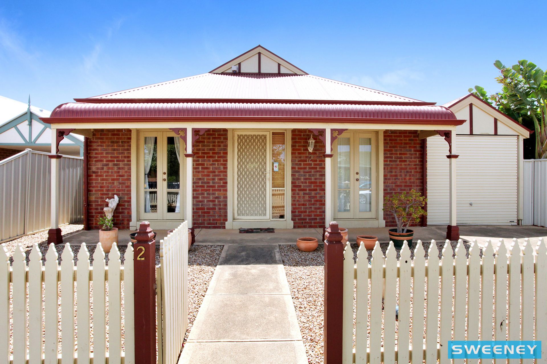 2 Stoneman Turn, Caroline Springs Sweeney Estate Agents
