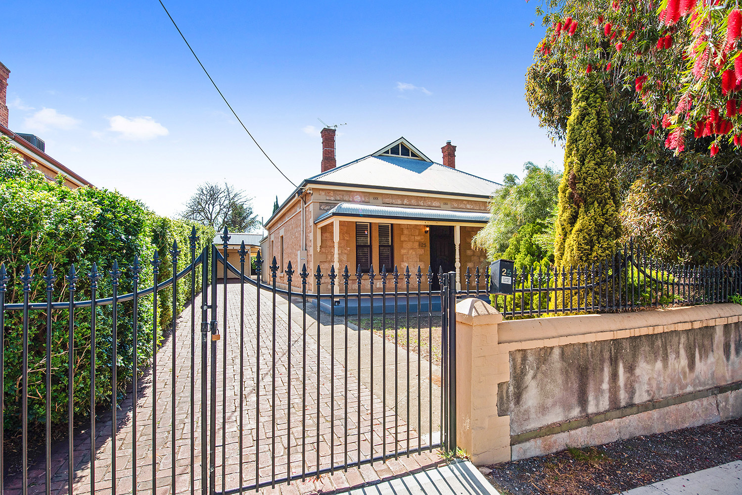 Sold property Undisclosed for 25 Redbanks Rd Willaston , SA 5118