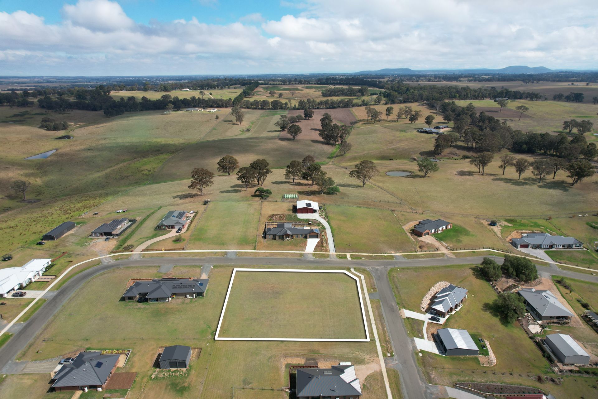 15 Peppercorn Way, Nicholson OBrien Real Estate