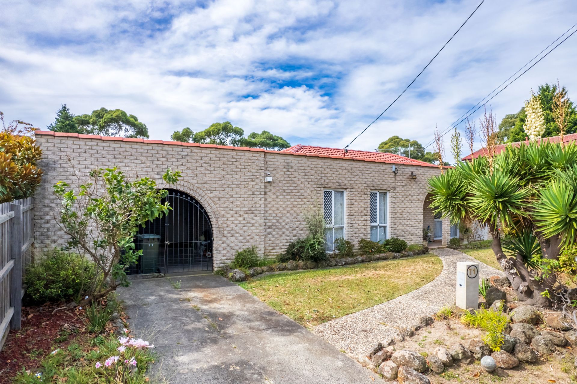 71 Darnley Grove, Wheelers Hill OBrien Real Estate