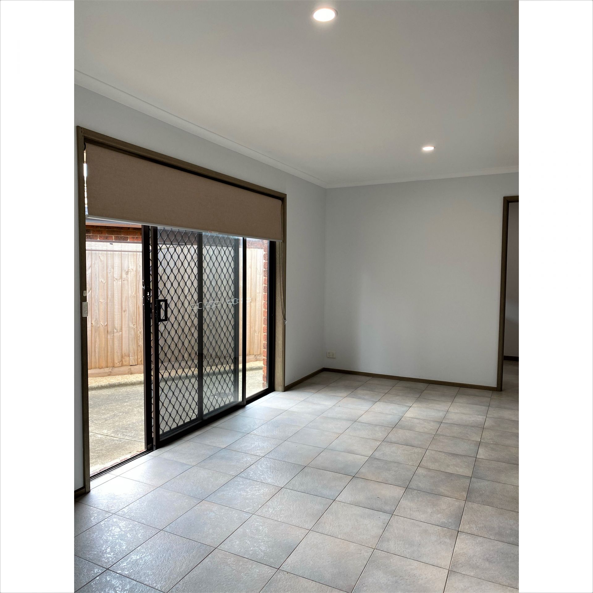 Real Estate For Lease 1/217A Spring Street Reservoir , VIC