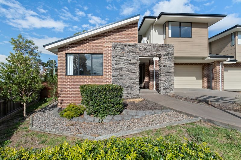 Real Estate For Lease 1/5 Stonebridge Drive Cessnock , NSW