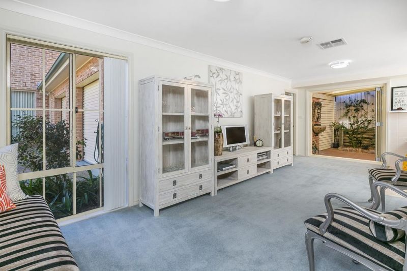 Real Estate For Lease 8A ENDEAVOUR Drive Beacon Hill , NSW