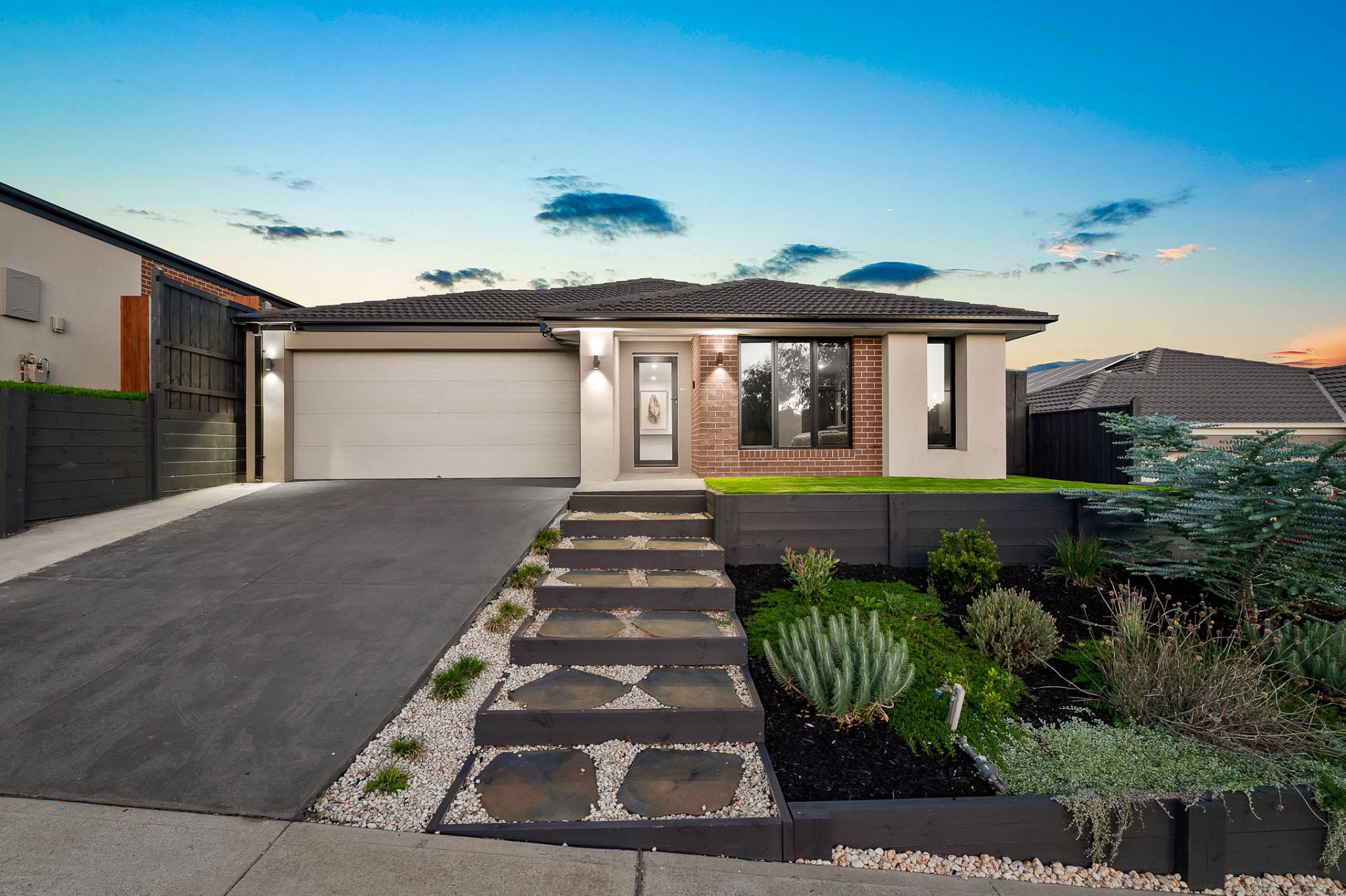 12 Greenbank Drive, Pakenham OBrien Real Estate