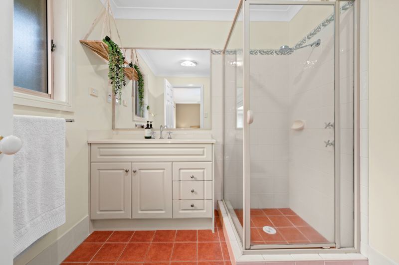 Real Estate For Sale 16 Bluebell Close Weston , NSW