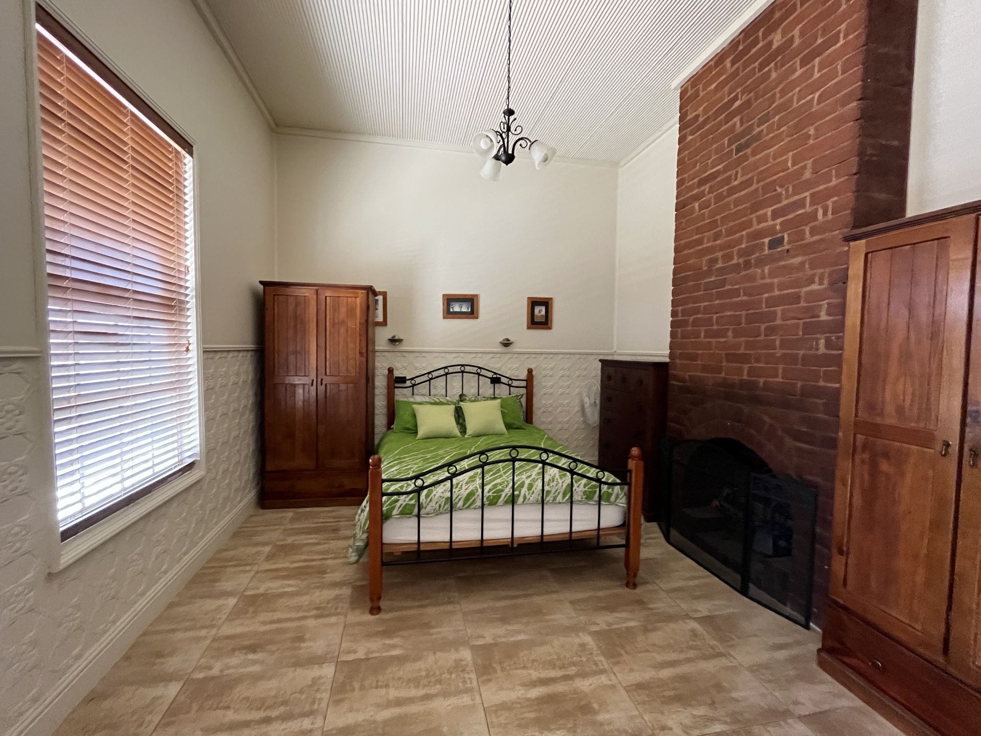 113 Nicholls Street, Broken Hill Outback Real Estate