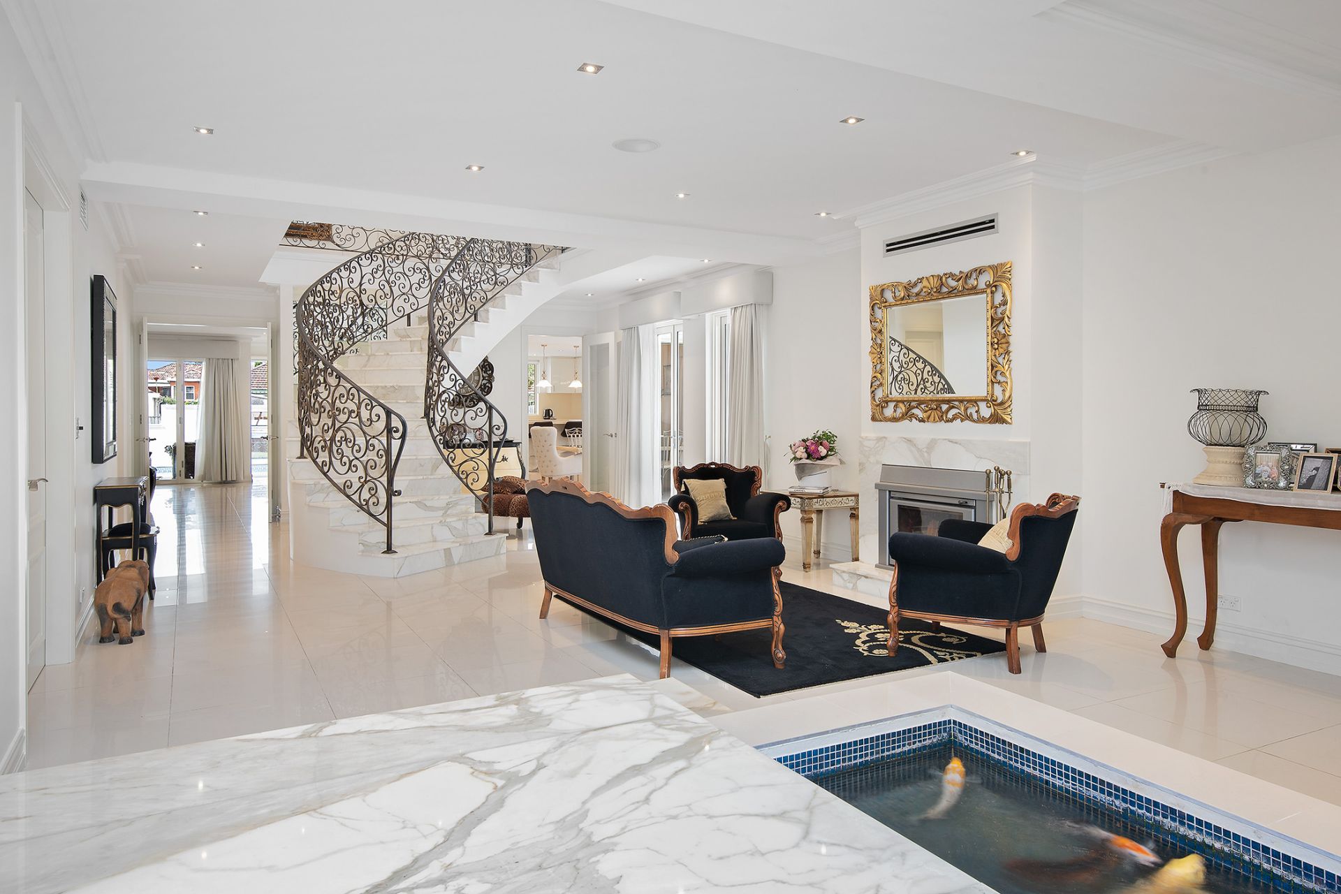 7 Avenel Road, Gymea Bay Luxe Agency by Maurice Maroon