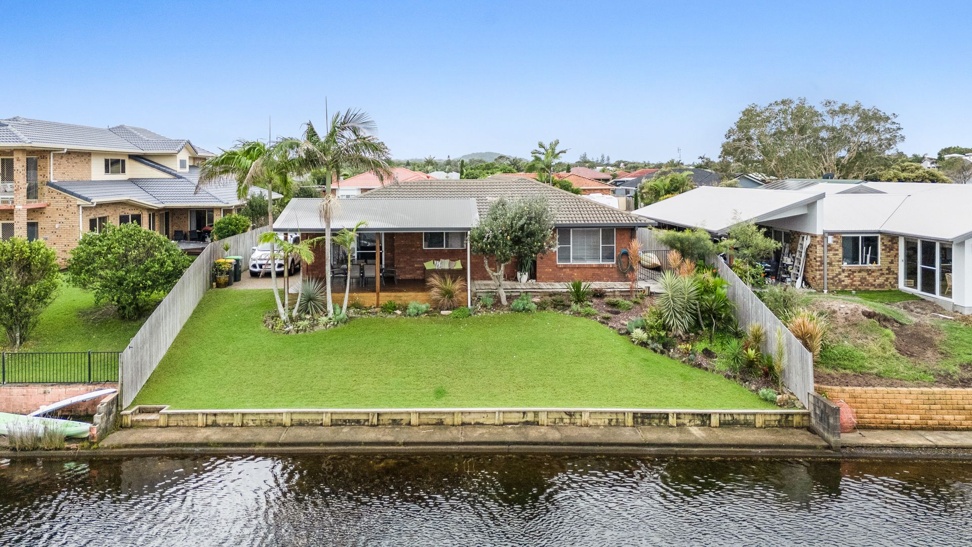 2/14 Edinburgh Court, Pottsville Pottsville Properties