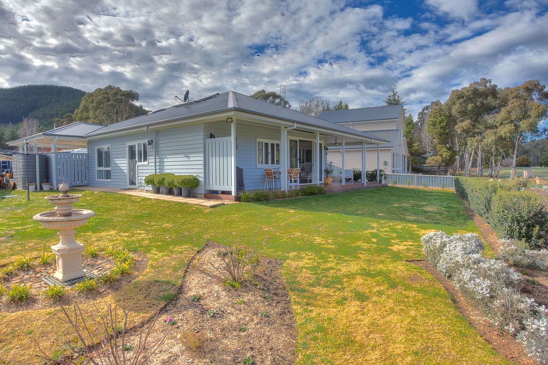 10 Karnu Court, Bright Dickens Real Estate