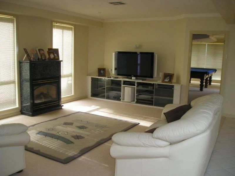 Real Estate For Sale 44 Governors Way Macquarie Links , NSW