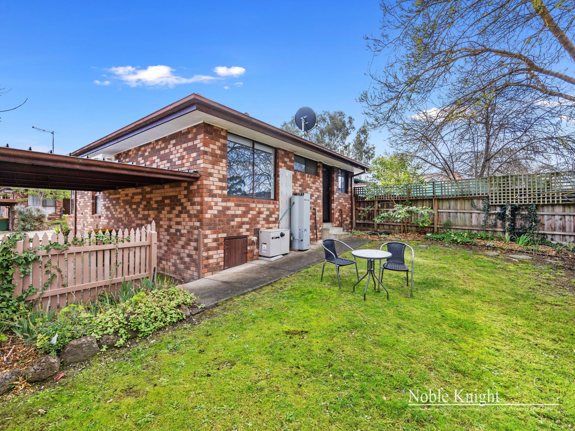 2/11 Jules Court, Yarra Glen Noble Knight