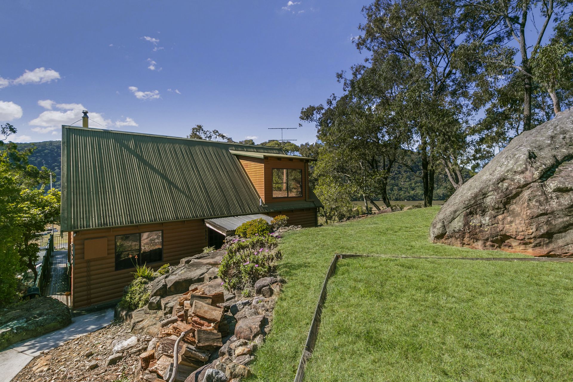 Real Estate For Sale 4 Singleton Road Wisemans Ferry , NSW