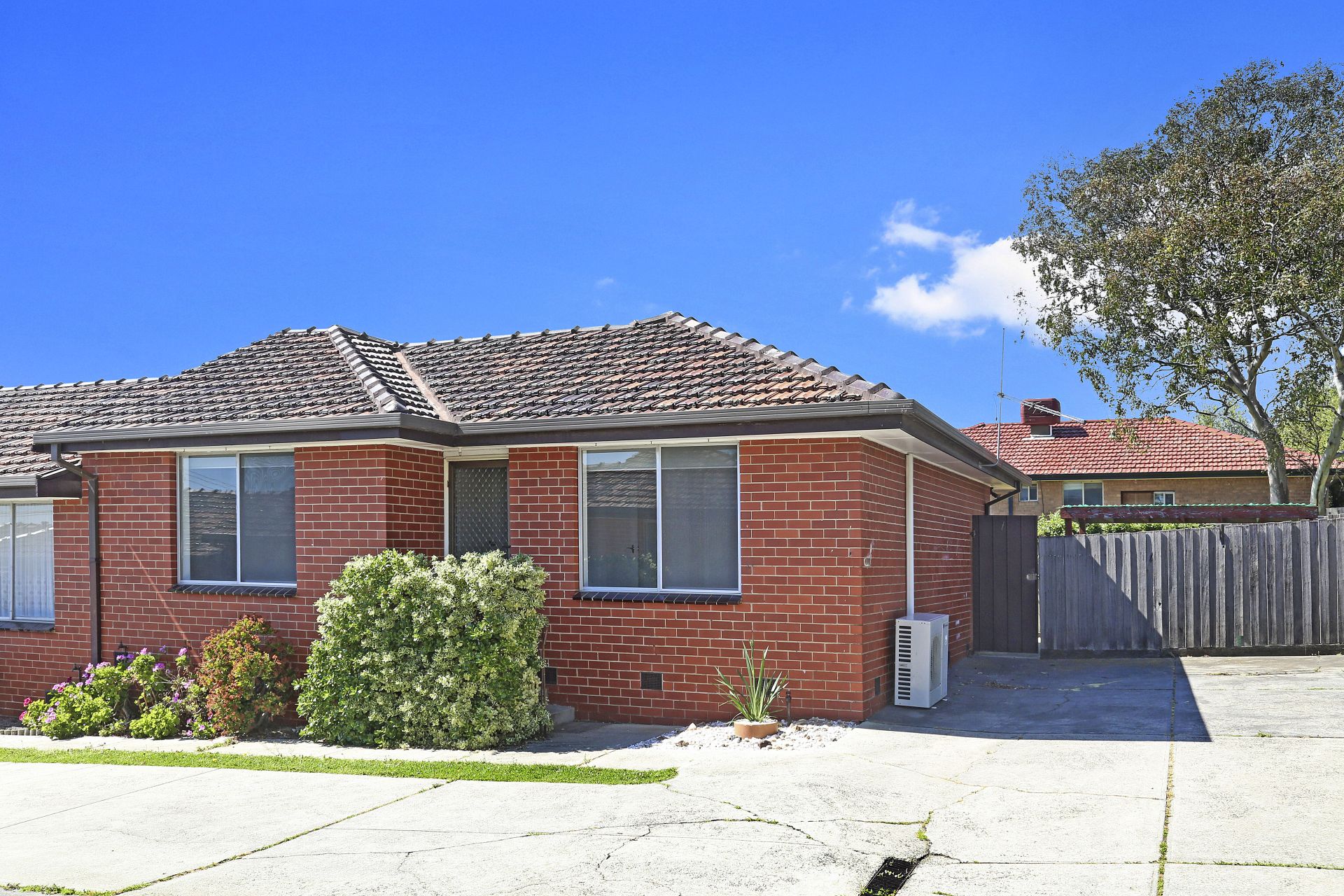 Real Estate For Sale 4/15 Loddon Avenue Reservoir , VIC