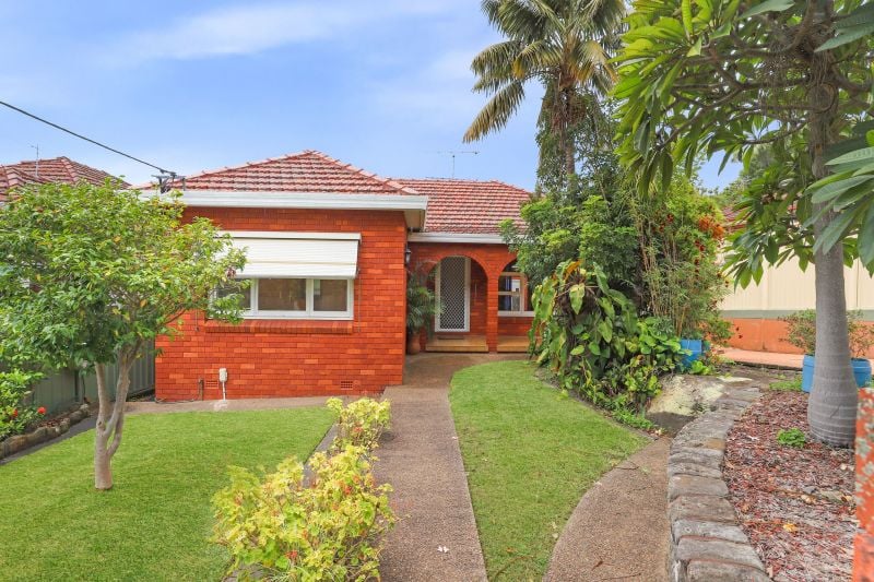 Real Estate For Sale 10 Seventh Avenue Jannali , NSW