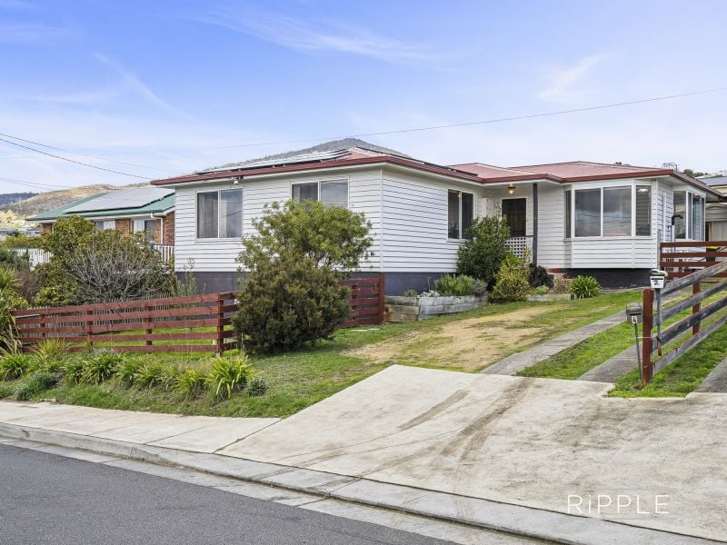 Real Estate For Sale 15 Kilander Crescent Berriedale , TAS