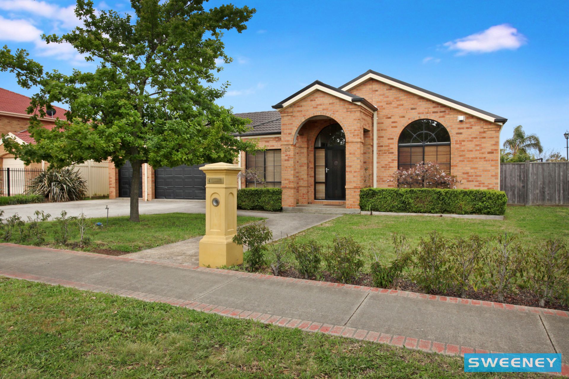 20 St Avenue, Caroline Springs Sweeney Estate Agents