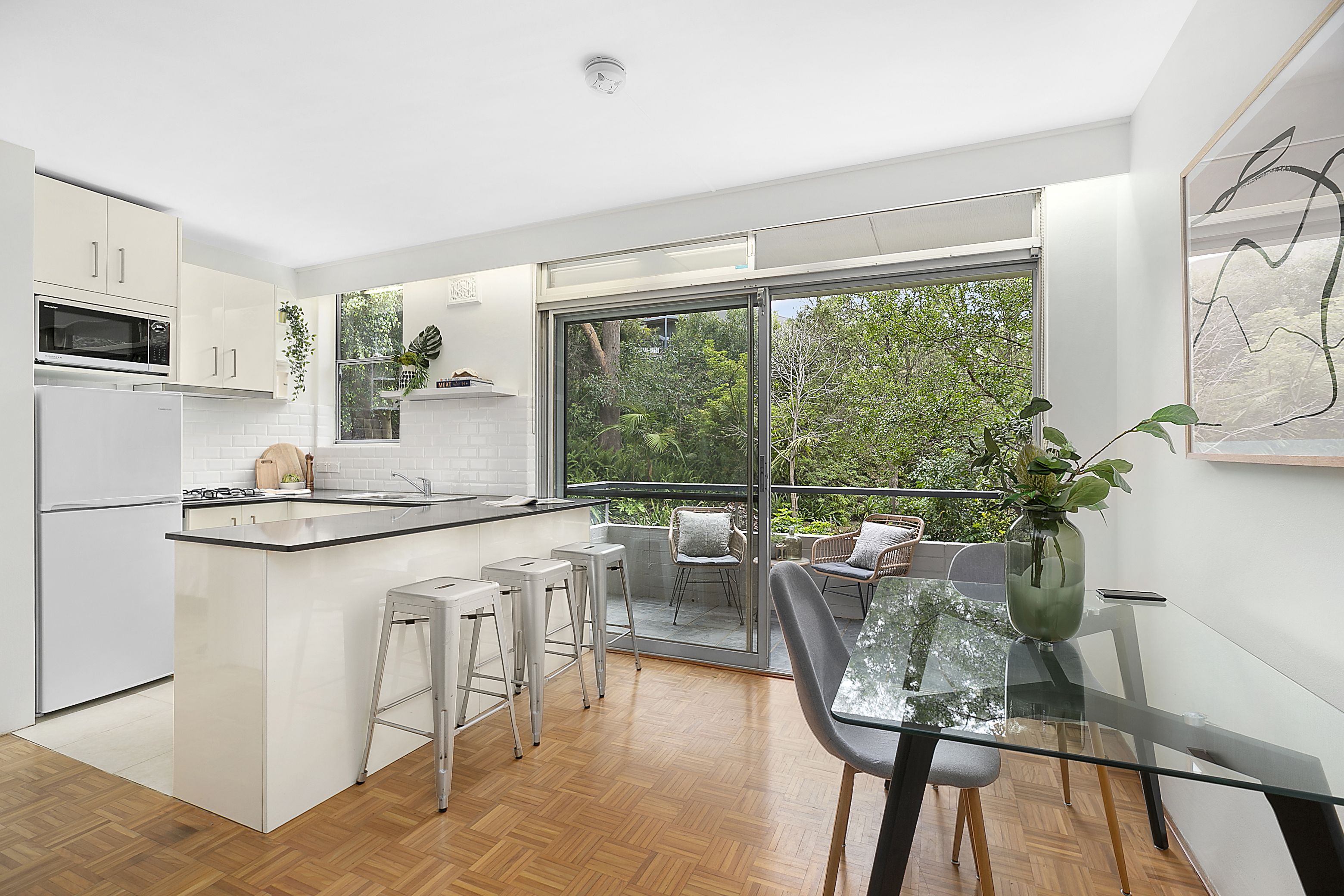 Real Estate For Sale 3/9 Commodore Crescent Mcmahons Point , NSW