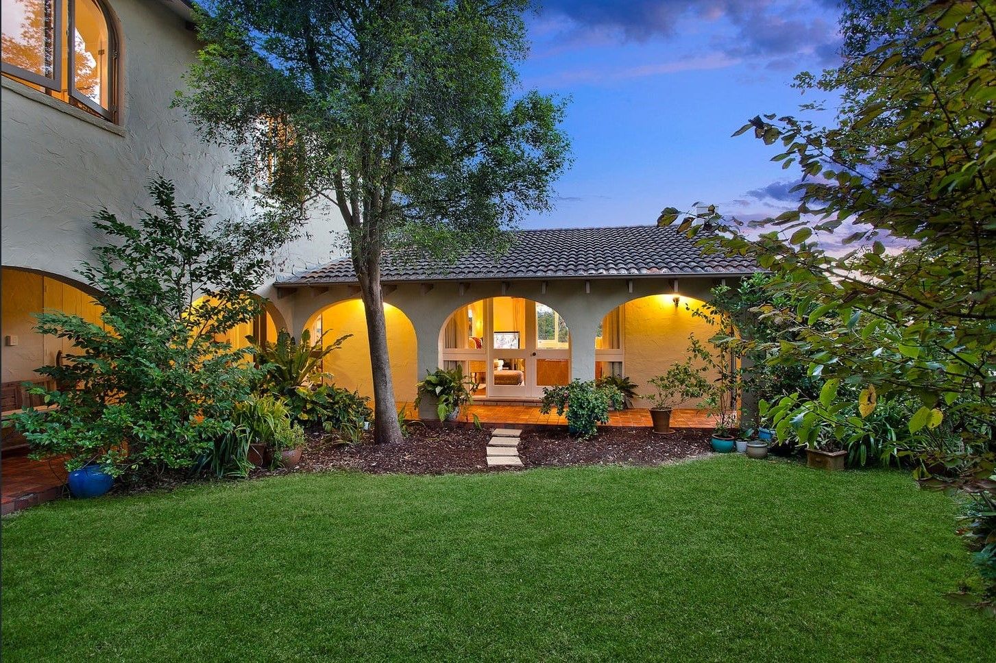 Real Estate For Lease 4 Calder Place St Ives , NSW