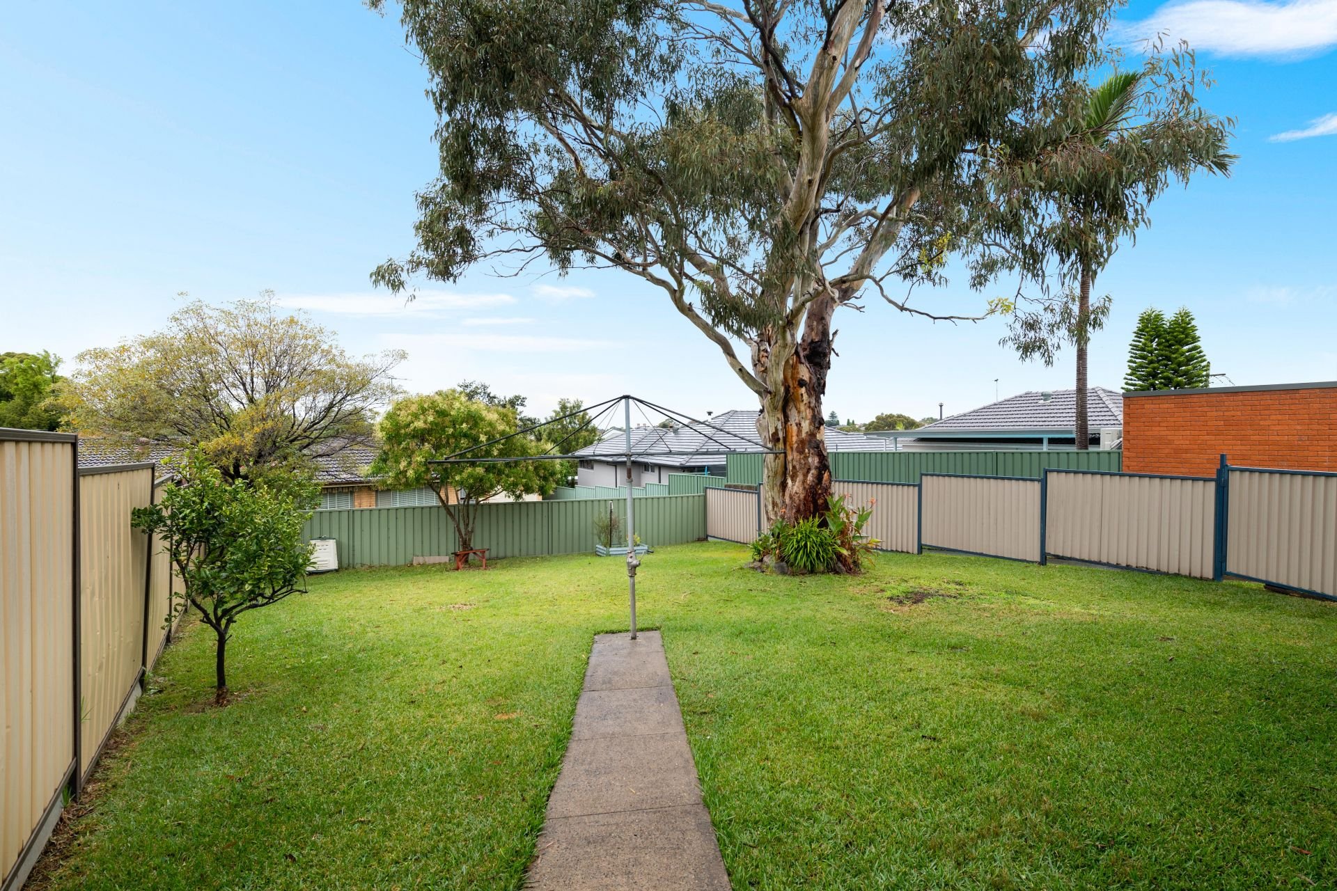 Real Estate For Sale 37B Rogers Street Roselands , NSW