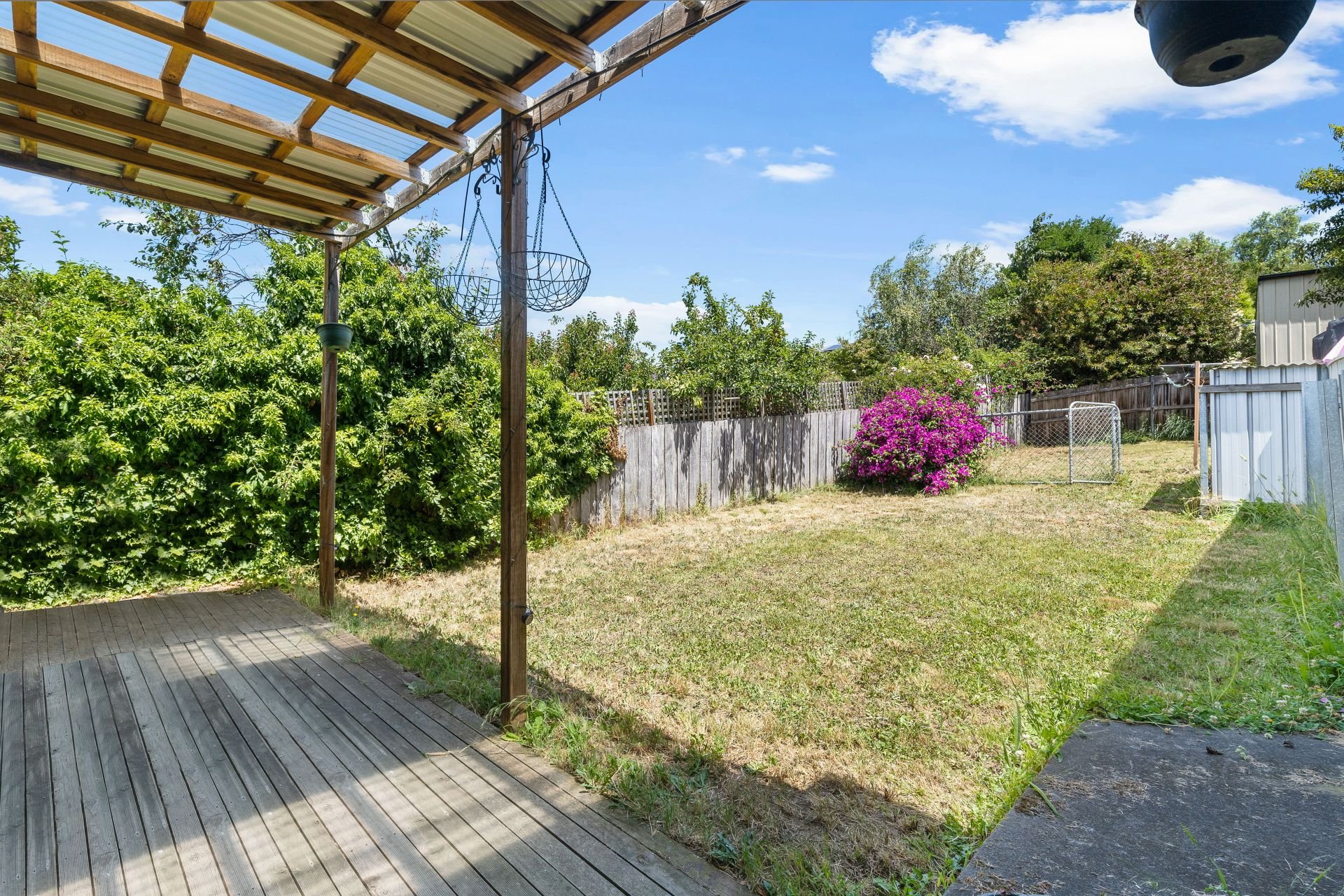 1/1 Louise Road, AUSTINS FERRY 4one4 Property Co