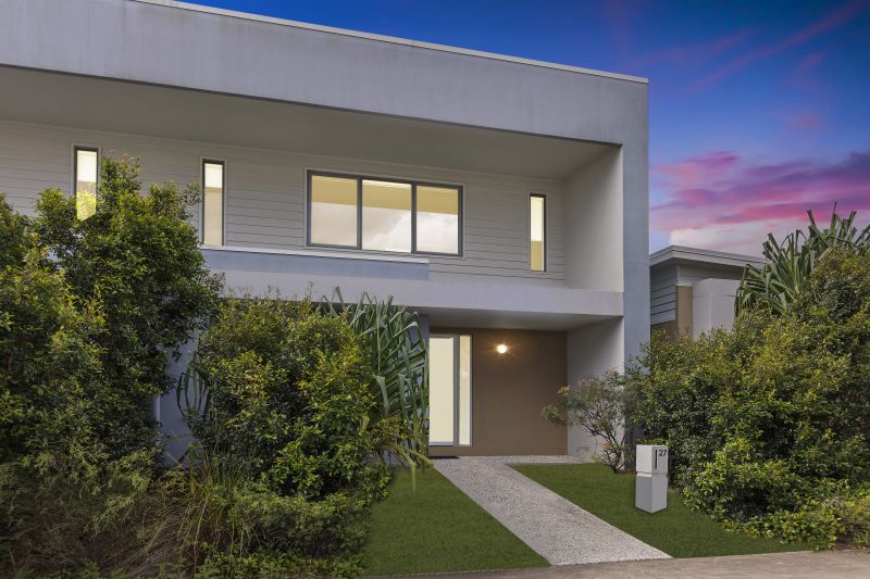 Real Estate For Sale 27 Henning Crescent Meridan Plains , QLD
